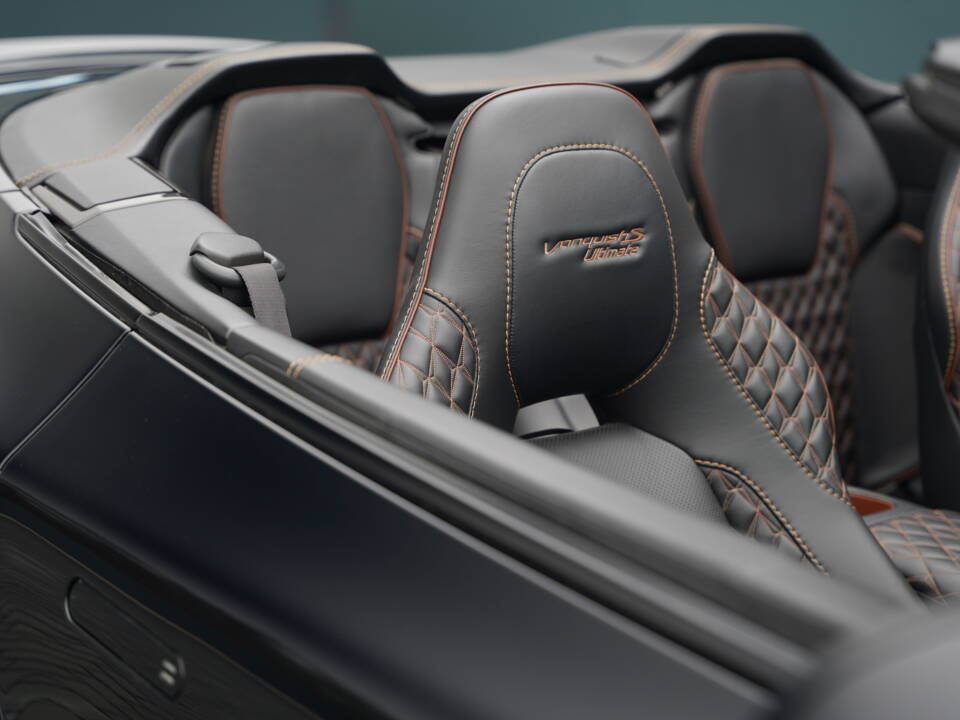 Bild 49/50 von Aston Martin Vanquish S Volante (2018)