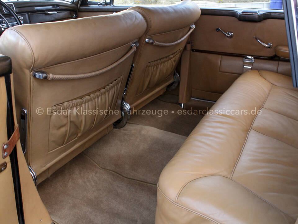 Bild 15/39 von Mercedes-Benz 300 d (1961)