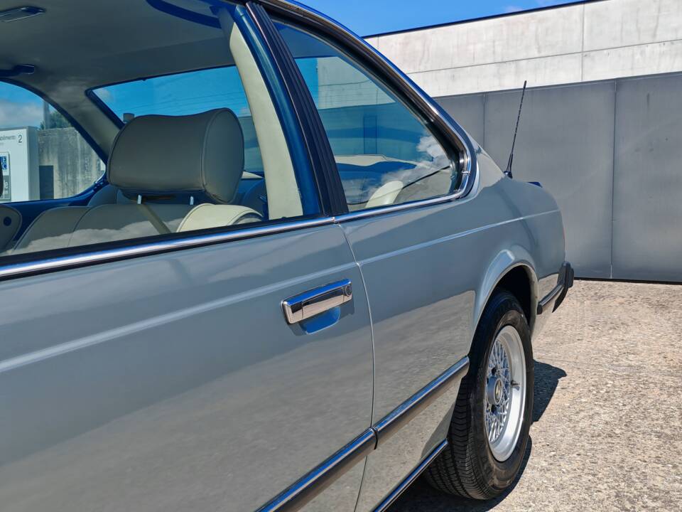 Bild 15/46 von BMW 635 CSi (1981)