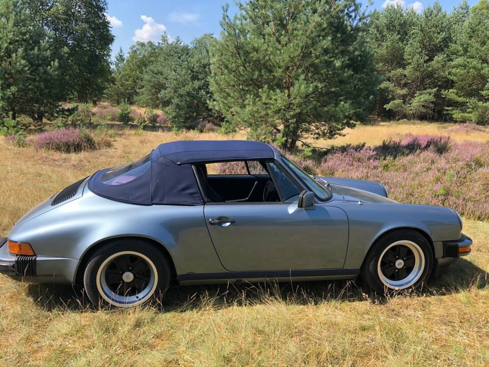 Bild 4/50 von Porsche 911 Carrera 3.2 (1984)