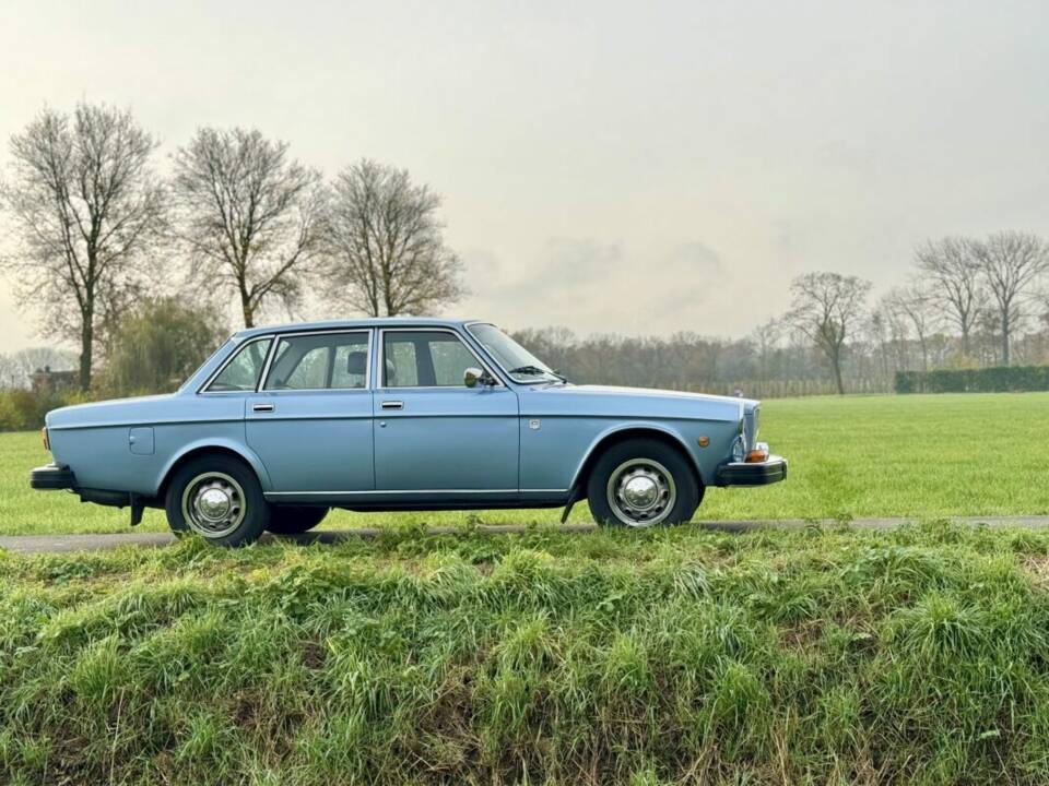 Immagine 8/35 di Volvo 164 E (1974)