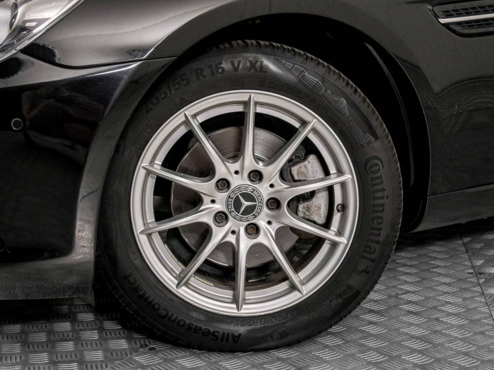 Immagine 4/50 di Mercedes-Benz SLK 200 (2012)