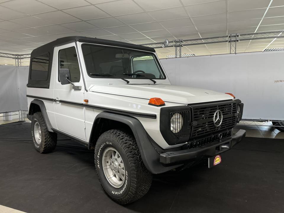 Bild 2/10 von Mercedes-Benz 280 GE (kurz) (1986)