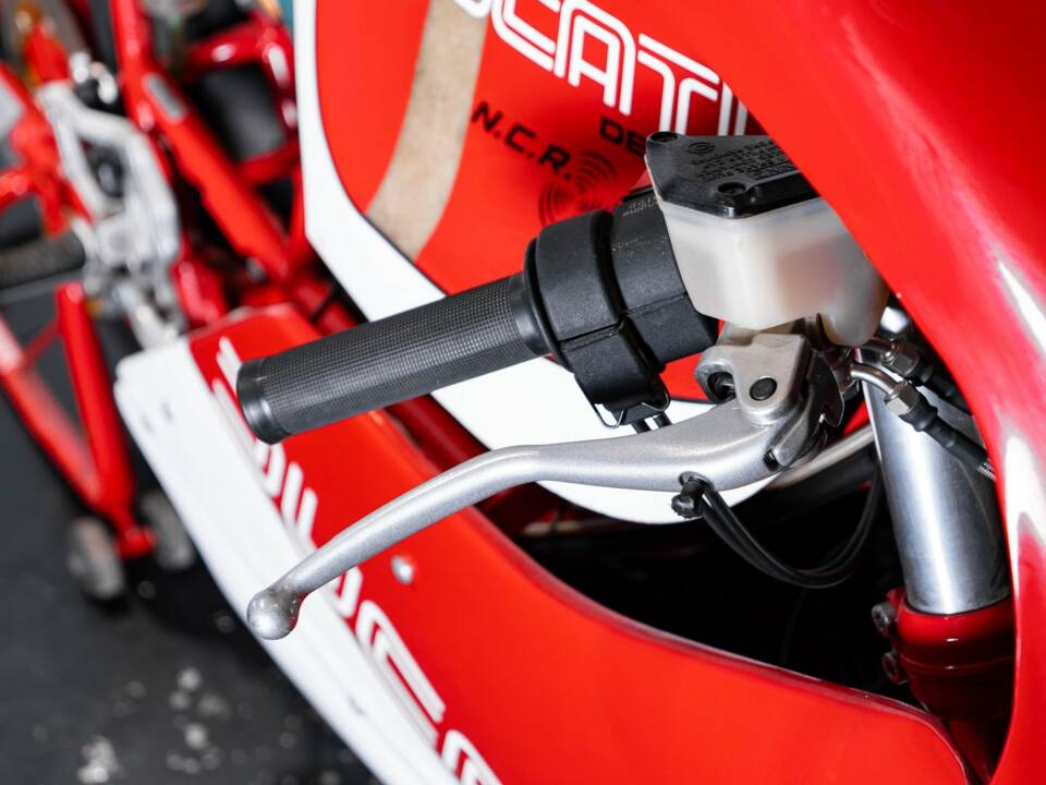 Immagine 44/46 di Ducati DUMMY (1983)
