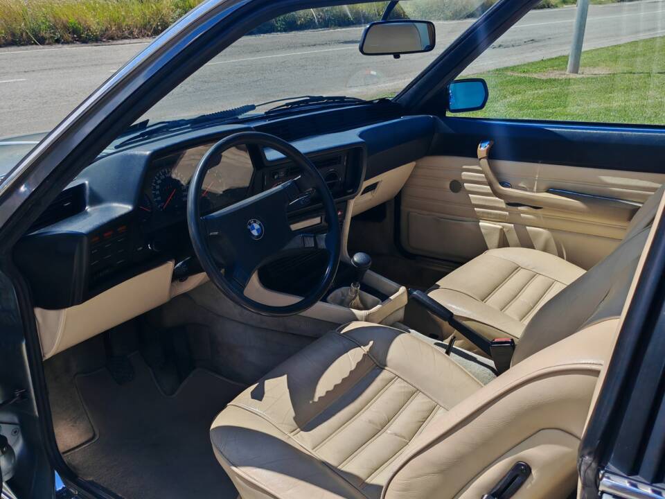 Bild 19/46 von BMW 635 CSi (1981)