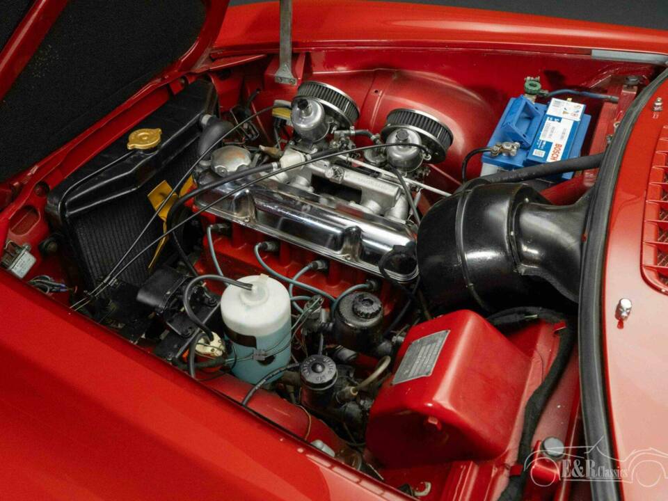 Image 19/19 of Volvo P 1800 (1961)