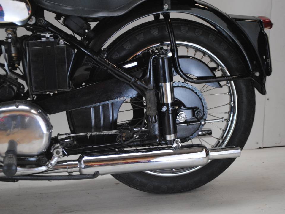 Image 3/24 de BSA DUMMY (1953)